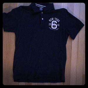 An old navy polo